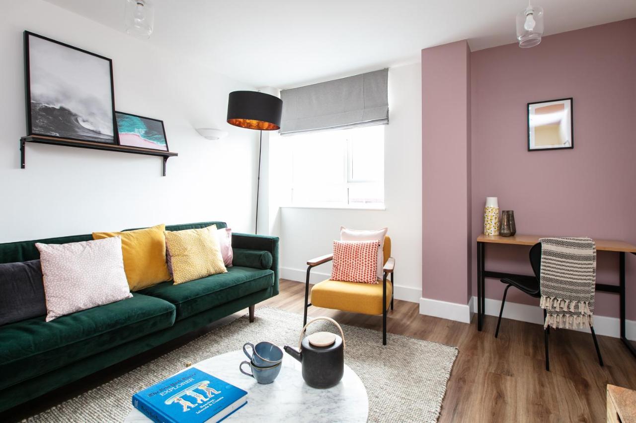 City Centre - Free Parking - Stylish 2 Bedroom Apartment Bristol Exterior photo