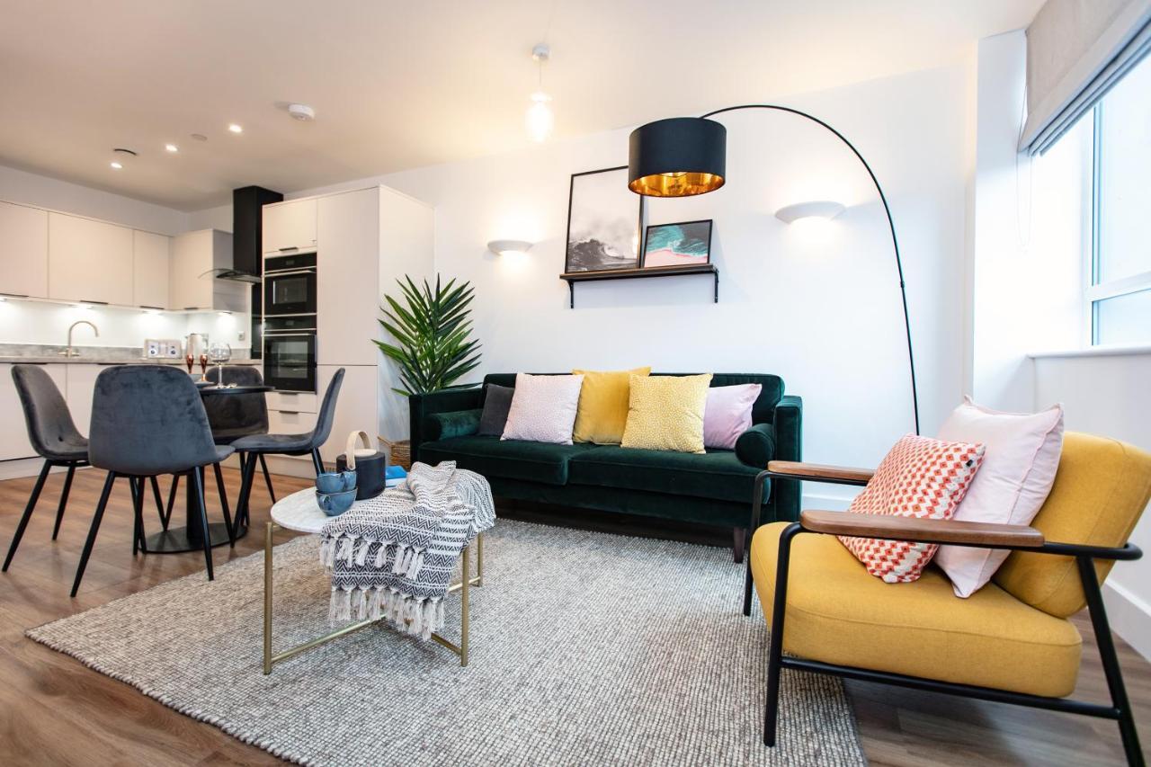 City Centre - Free Parking - Stylish 2 Bedroom Apartment Bristol Exterior photo